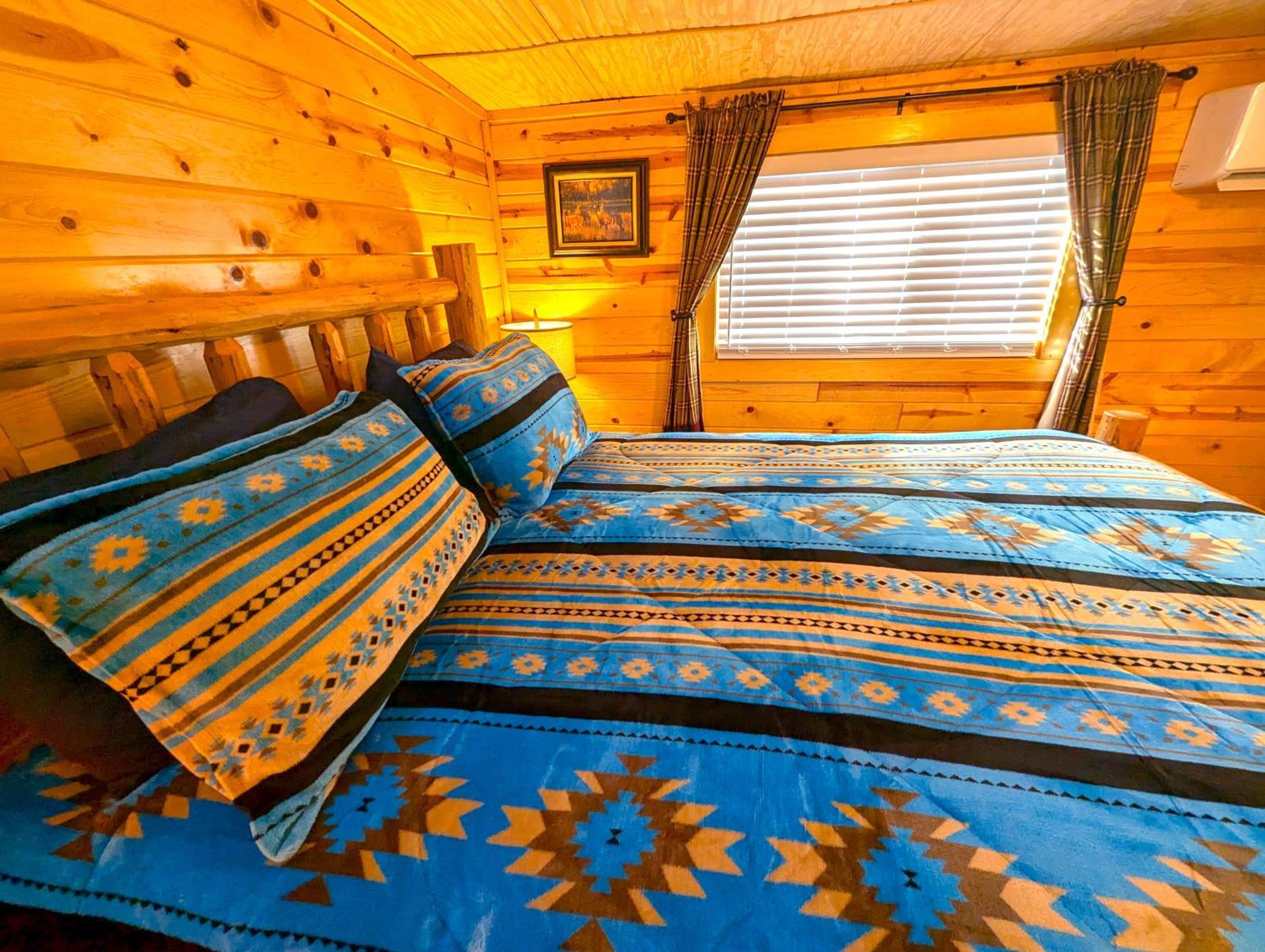 Yellowstone Treasure Guesthouses On The River Gardiner Extérieur photo