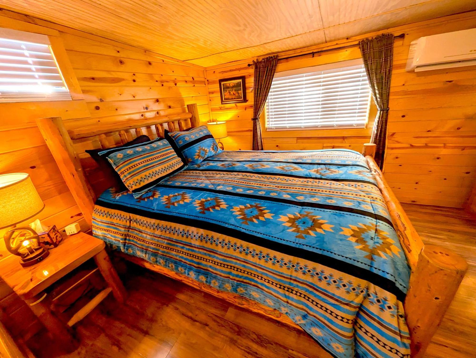Yellowstone Treasure Guesthouses On The River Gardiner Extérieur photo